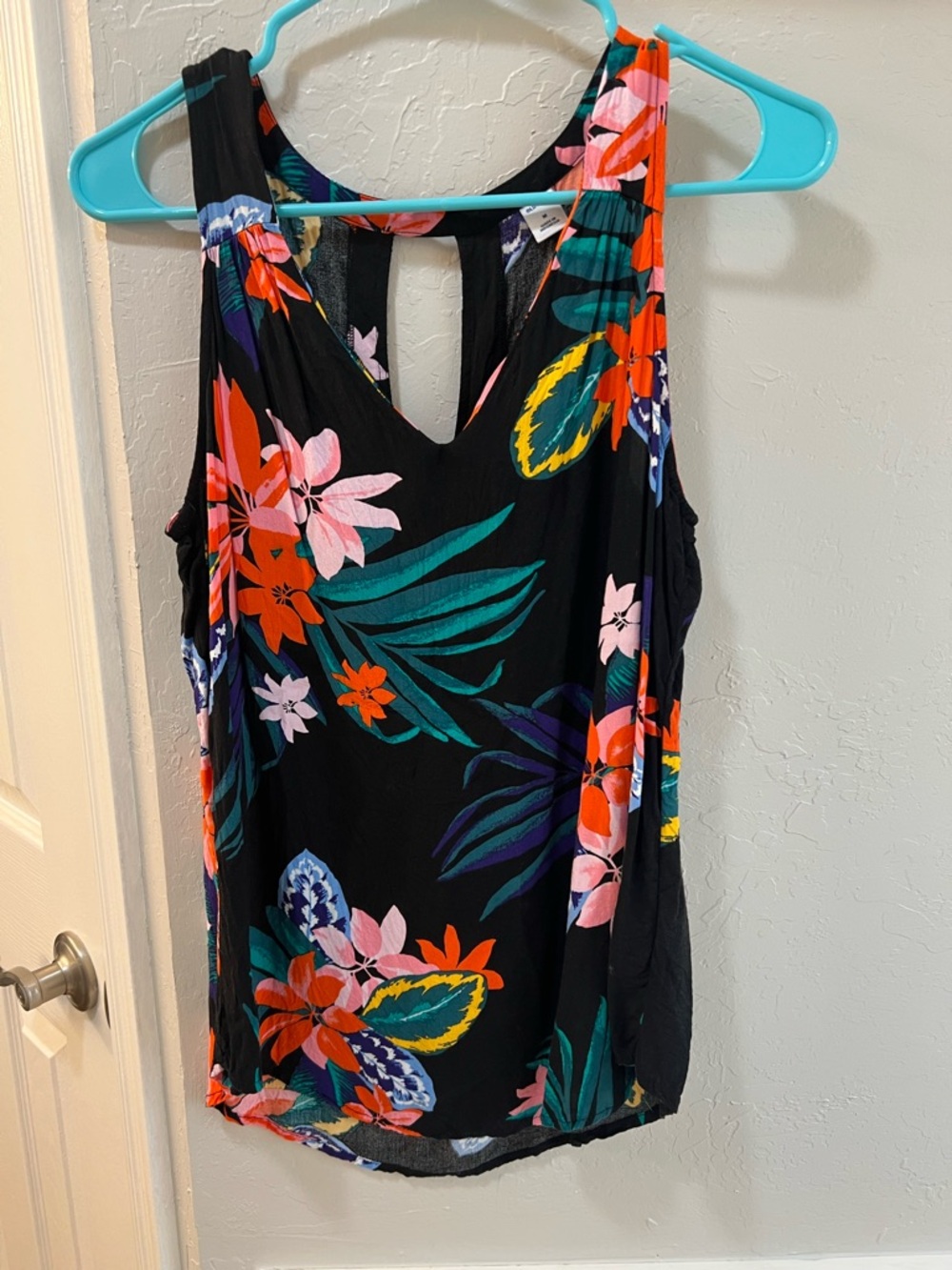 Old Navy top